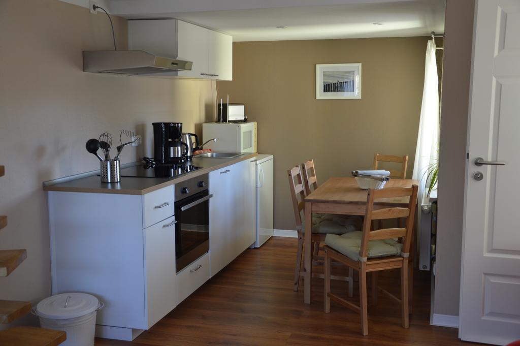 Ferienwohnung Gänsemarkt Born Zimmer foto