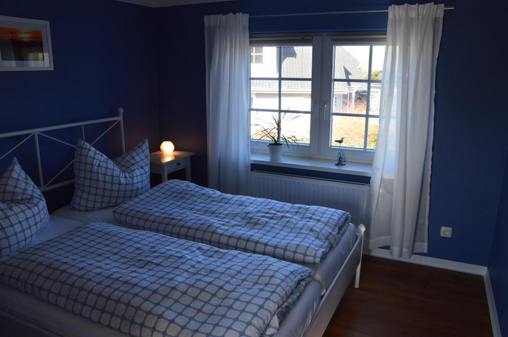 Ferienwohnung Gänsemarkt Born Zimmer foto